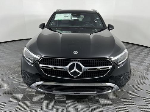 2026 Mercedes-Benz GLC 350e Base