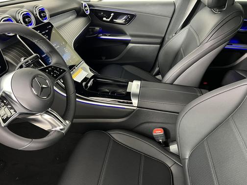 2026 Mercedes-Benz GLC 350e Base