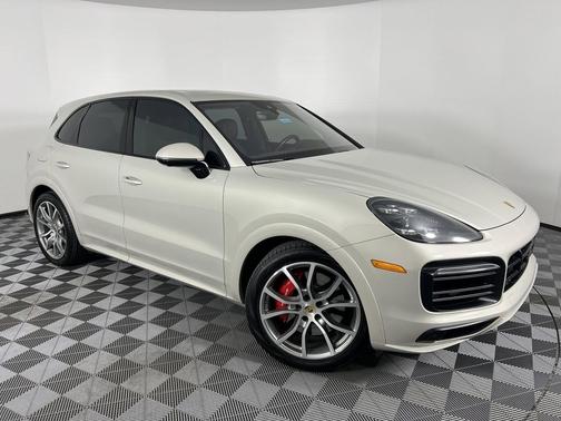 2021 Porsche Cayenne GTS