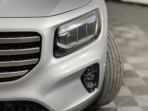 2025 Mercedes-Benz GLB 250 Base