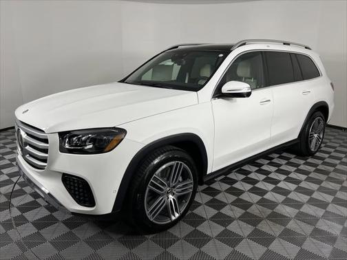 2025 Mercedes-Benz GLS 450 4MATIC