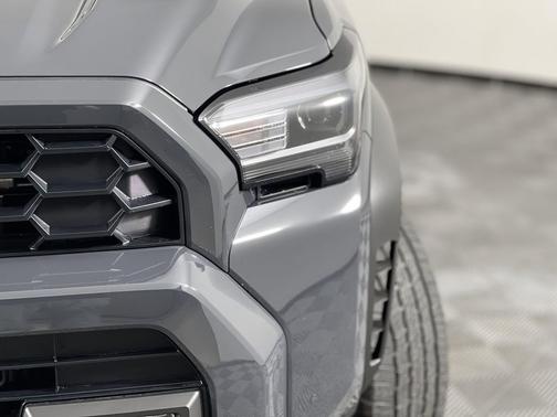 Cutting Edge 2025 Toyota 4Runner TRD Off Road Premium