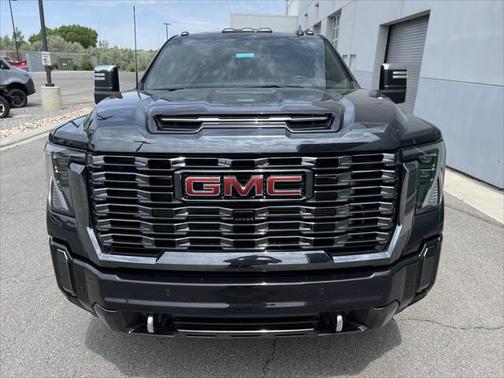 2024 GMC Sierra 3500 Denali