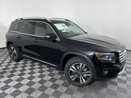 2025 Mercedes-Benz GLB 250 4MATIC