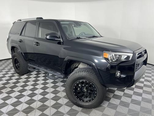 2023 Toyota 4Runner SR5