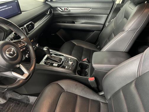 2024 Mazda CX-5 Carbon Edition