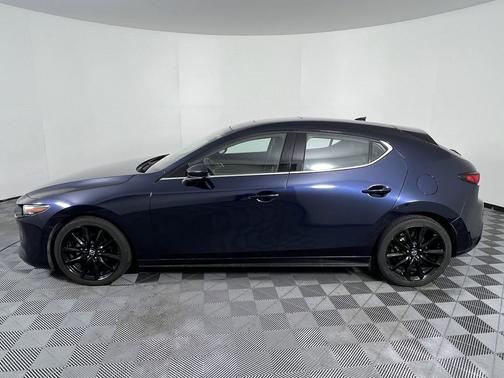 2019 Mazda Mazda3 FWD w/Premium Package