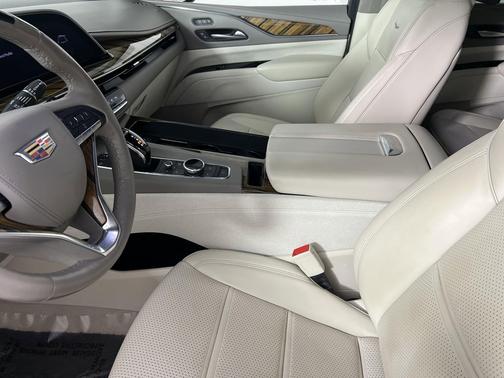 2023 Cadillac Escalade ESV Sport Platinum