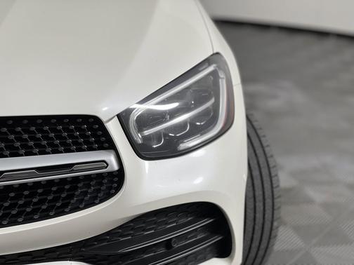 designo Diamond White Metallic 2020 Mercedes-Benz GLC 300 4MATIC Coupe