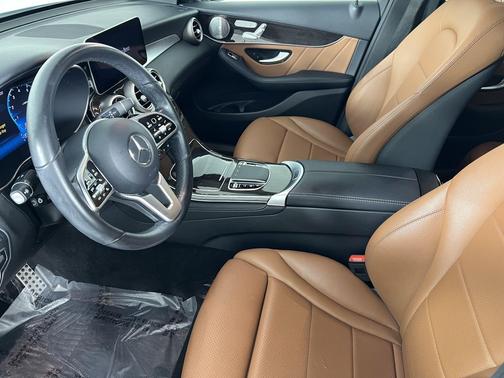 designo Diamond White Metallic 2020 Mercedes-Benz GLC 300 4MATIC Coupe