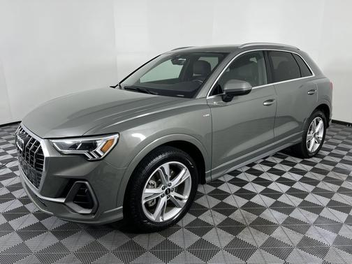 2022 Audi Q3 45 S line Premium Plus