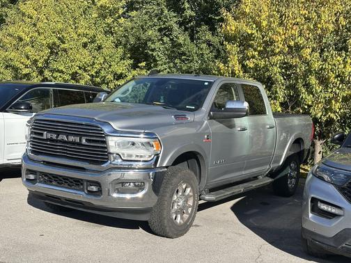 2022 RAM 2500 Laramie Crew Cab 4x4 6'4' Box