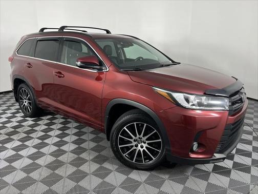 2018 Toyota Highlander SE