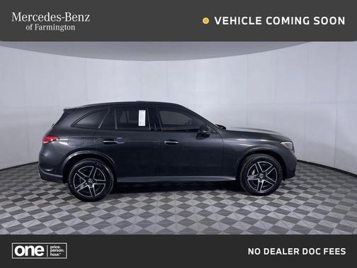 Graphite Grey Metallic 2023 Mercedes-Benz GLC 300 4MATIC
