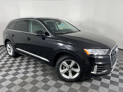 2020 Audi Q7 55 Premium Plus