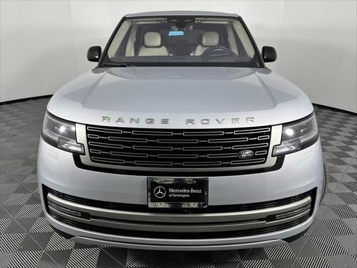 2023 Land Rover Range Rover P400 SE