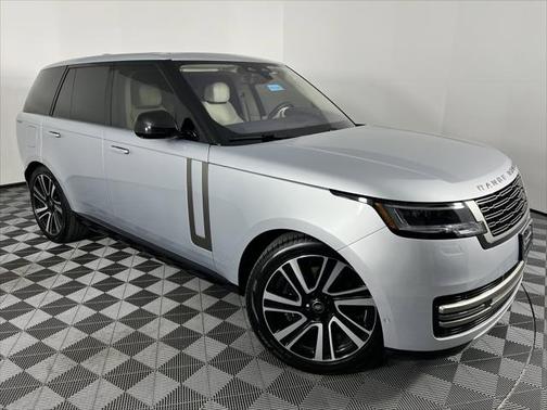 2023 Land Rover Range Rover P400 SE