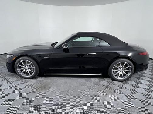 2025 Mercedes-Benz AMG SL 43 Base