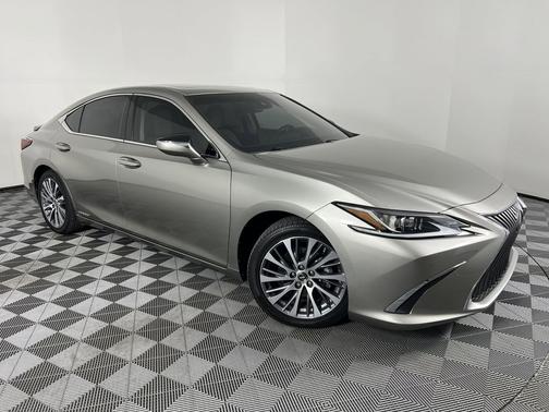 2021 Lexus ES 300h Base