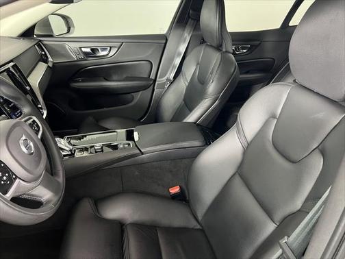 2022 Volvo S60 Recharge Plug-In Hybrid T8 Inscription