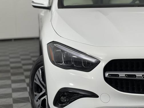 2026 Mercedes-Benz GLA 250 4MATIC