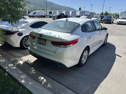 2018 Kia Optima LX
