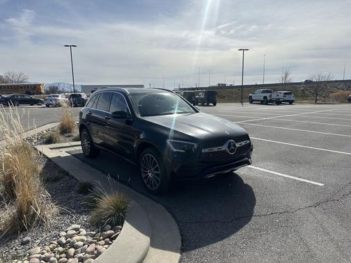 2021 Mercedes-Benz GLC 300 4MATIC