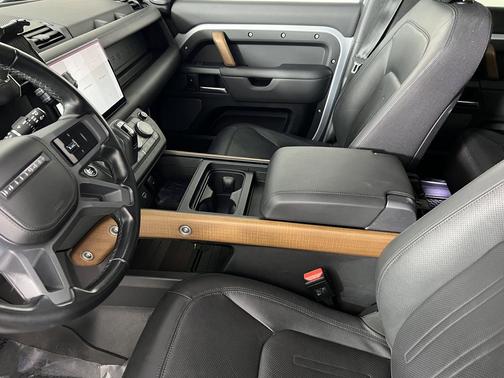 2023 Land Rover Defender 110 X