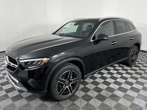 2026 Mercedes-Benz GLC 300 4MATIC