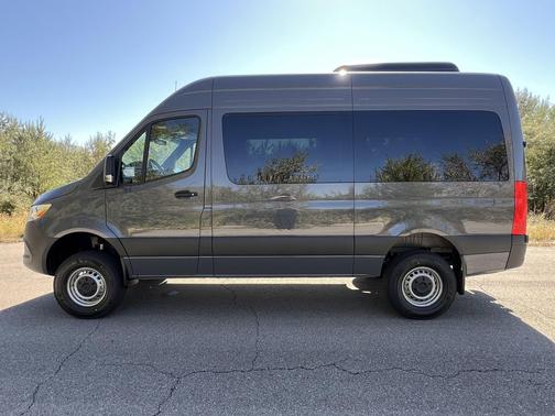 2026 Mercedes-Benz Sprinter 2500 Standard Roof