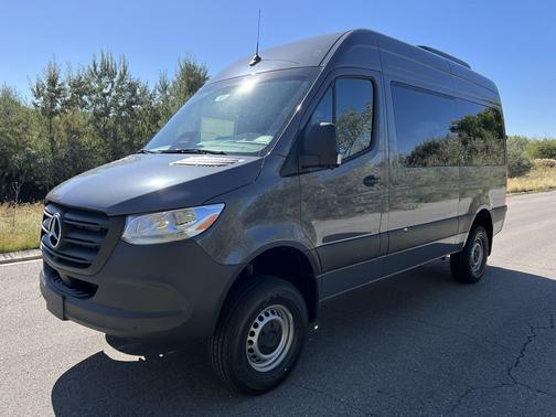 2026 Mercedes-Benz Sprinter 2500 Standard Roof
