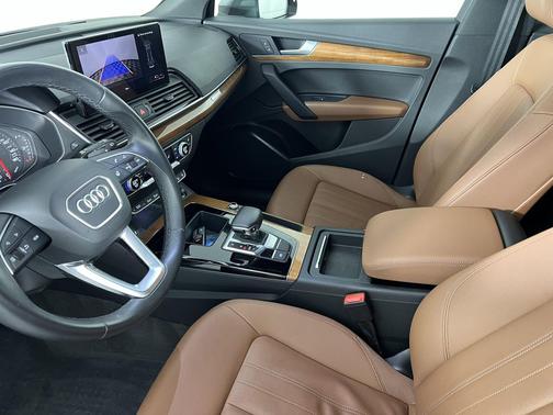 2022 Audi Q5 45 S line Premium