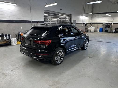 2022 Audi Q3 45 S line Premium Plus