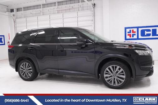 Black 2023 Nissan Pathfinder SL