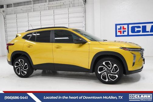 Nitro Yellow 2025 Chevrolet Trax 2RS