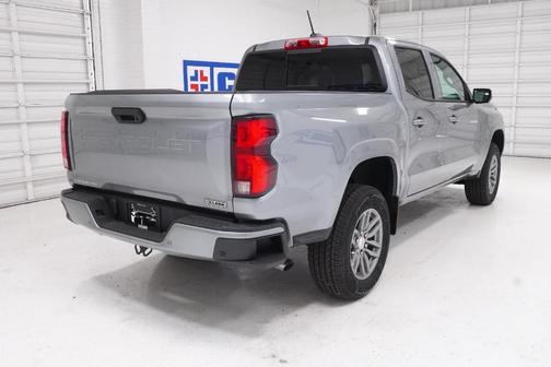 Sterling Gray Metallic 2026 Chevrolet Colorado LT