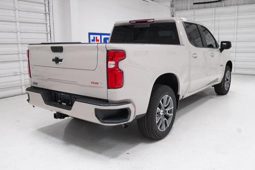 White Sand 2026 Chevrolet Silverado 1500 RST