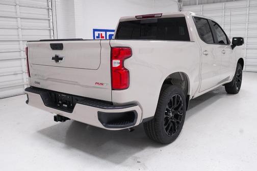 White Sand 2026 Chevrolet Silverado 1500 RST