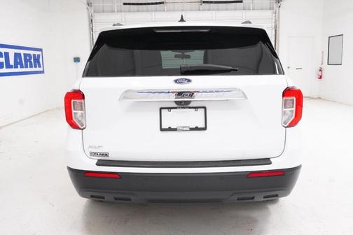 Oxford White 2021 Ford Explorer XLT