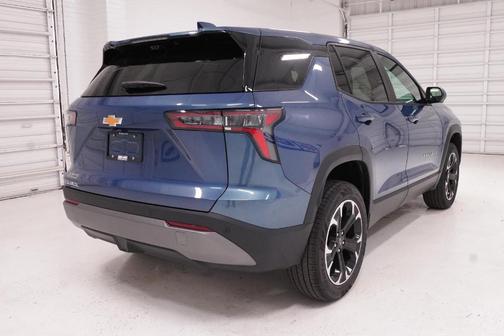Lakeshore Blue Metallic 2026 Chevrolet Equinox LT