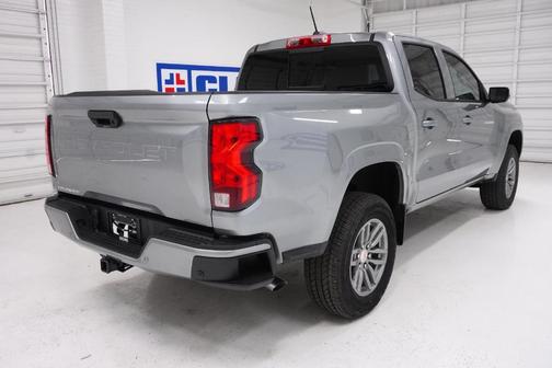 Sterling Gray Metallic 2026 Chevrolet Colorado LT