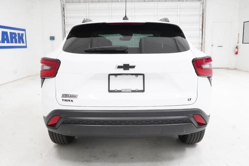 Summit White 2026 Chevrolet Trax LT