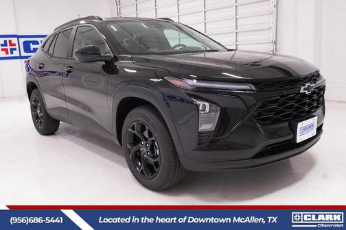 Mosaic Black Metallic 2026 Chevrolet Trax LT