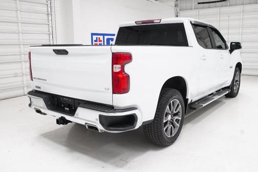 Summit White 2022 Chevrolet Silverado 1500 Limited LT