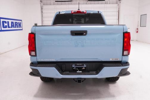 Metallic 2026 Chevrolet Colorado LT