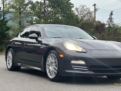 2010 Porsche Panamera 4S