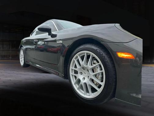 2010 Porsche Panamera 4S