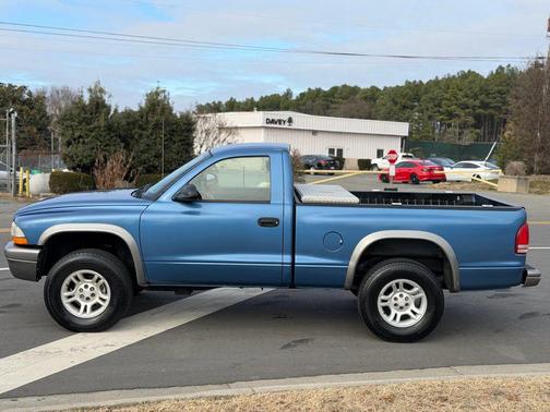 2002 Dodge Dakota Base
