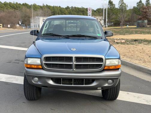 2002 Dodge Dakota Base
