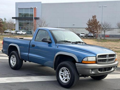 2002 Dodge Dakota Base